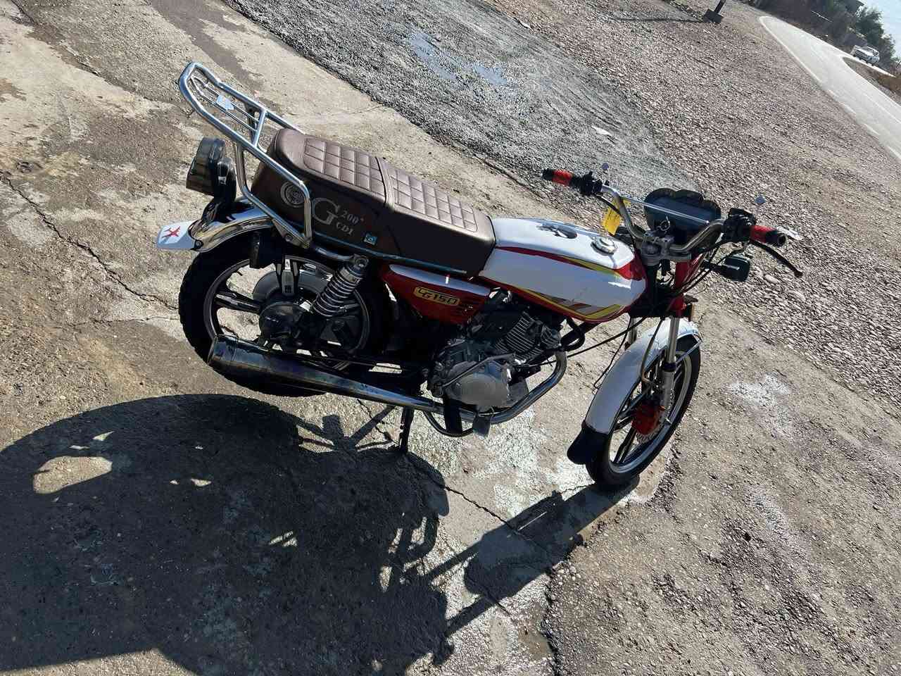 دراجه سيفان للبيع 
مديل 24 كفاله عامه أوراق كامله 
اي نقص مابيه دشبول عرض 
مكان ديالى كنعان شراي تعال خاص ؟


**إذا كنت صاحب هذا الإعلان وتريد حذفه لأي سبب، رجاءا أرسل رسالة إلى الدعم الفني**