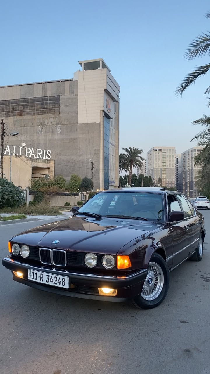 Bmw730
سياره موديل ٩٢ رقم بغداد الانكليزي سنويه مشروع وطني هزه جديده تحويل مباشر 
محرك ٦ سلندر 
مكينه كير شغاله ١٠٠/١٠٠
حداديه جديده طوبه 
موصفات 
دبل كمبيوتر ايرباك استيرن دبل جكمجه 
سلايد رووف طكتين 
داخل جلد بيجي كراسي مكانيك بطاين جلد صاج ملكي 
دبل جام
سكليتر كهرباء
برده خلفيه كهرباء 
جنطه شفط 
ستيرن تحكمان 
ويل شعاع وتخم تاير جديد  
لايت زنون ناصي عالي 
مسجل بلوتوث 
شاشه تصوير 
سياره مصروف عليها بدون اي نقص 
مصبوغه عام للجماليه بدون ضربه ولا خايس 
السعر 73$ 
مكاني السيديه حي الاعلام 
للاستفسار الاتصال على الرقم ***********
