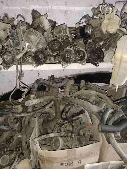 السلام عليكم ورحمه الله وبركاته 
تفصيخ راسم أبو محمد إيشي تحتاج موجود 
العنوان بغداد أبو غريب الزيتون 
***********
