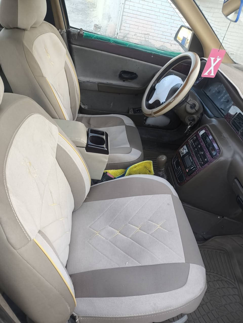 سلام عليكم سمند موديل 11سياره حلوه مكينه وكير مكفولات مكان نجف راعيه يمي ويريد مداور السعر 20وبيه مجال للشراي 

   ***********
