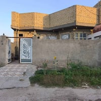 مجمع نبيل • ٢١٠م • ارضية ناقصة