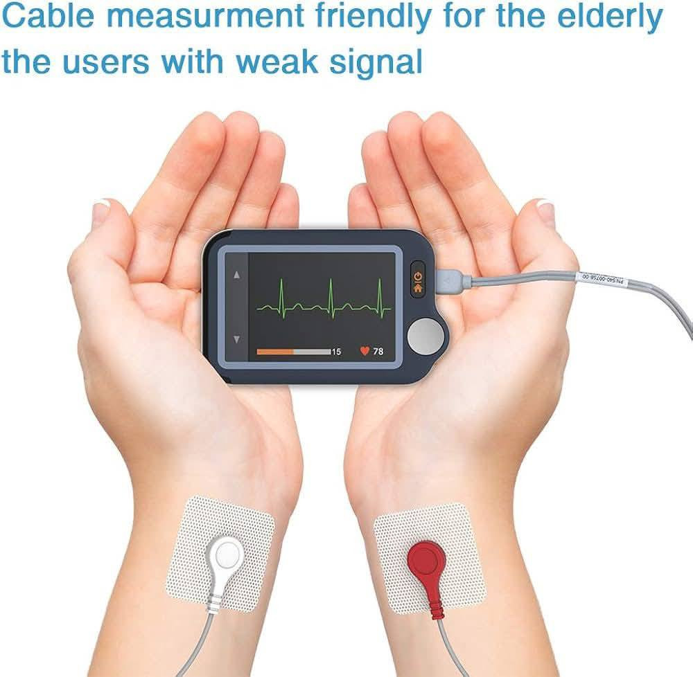 جهاز مراقبة الصحه متعدد الوظائف 
1-تخطيط القلب (ECG/EKG):
2-قياس أكسجين الدم (SpO2): 
3-الفحص اليومي السريع (Daily Check):
4-قياس نبضات القلب (Heart Rate)،

جهاز مراقبة الصحة الذكي Checkme Health Monitor (المعروف أيضاً بإصدارات مثل Checkme Lite أو Pulsebit EX من إنتاج شركة Viatom / Wellue). 
هو جهاز طبي محمول مخصص لمراقبة المؤشرات الحيوية في المنزل أو العيادات.

أبرز وظائف وميزات الجهاز

تخطيط القلب (ECG/EKG): يقيس رسم القلب بوضعين (بكابل أو بدون كابل عبر اللمس) في مدة تتراوح بين 30 ثانية إلى 5 دقائق للكشف عن اضطرابات النبض.

قياس أكسجين الدم (SpO2): يحتوي على مستشعر مدمج لفحص نسبة تشبع الأكسجين في الدم ومعدل النبض.

الفحص اليومي السريع (Daily Check): ميزة تتيح قياس تخطيط القلب ومستوى الأكسجين معاً في غضون 20 إلى 30 ثانية فقط.

شاشة تعمل باللمس: يأتي بشاشة ملونة بحجم 2.4 بوصة وواجهة استخدام بسيطة تدعم التوجيهات الصوتية.

الاتصال الذكي وتطبيقات الموبايل: يدعم البلوتوث لنقل البيانات تلقائياً وتخزينها عبر تطبيق الموبايل (مثل ViHealth)، مع إمكانية استخراج تقارير PDF ومشاركتها مع الأطباء.


**إذا كنت صاحب هذا الإعلان وتريد حذفه لأي سبب، رجاءا أرسل رسالة إلى الدعم الفني**