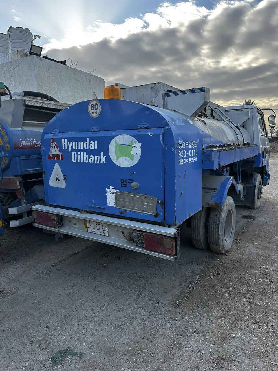 للبيع موديل 1995 عملية كاملة شغال سعر 80 ورقة بي مجال ***********
