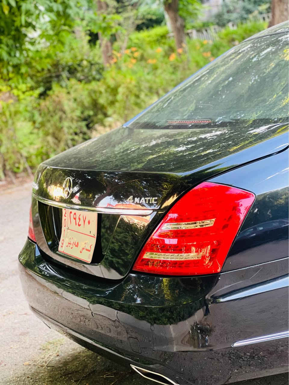 مارسیدس 550sclass
مۆدێل 2013 فول ماسەفات 
سەیارەکە زۆر جوان و پاکە کامل سێرڤس کراوە 
بێچاڵ و بێشوختە گێڕومەکینەی بەشەرتی فیتەر تەقەوڕەقەی بەشەرت 
کارەبای بەشەرت 
پانۆراما 
دەرگاشفت
بەسمە
٤تایە و ویلی لۆک 
دەبڵەکانی هەوایە 
٨بستۆنی دەبڵ تۆڕبۆیە 
سیارەکە ساخ  
سەیارەکە بێسەرتایە  حازرەبۆ کۆد 
سەیارەکە زۆر بێکێشەیە هەموشتێکی بەشەرتە 
سعر١١٨ 
ژمارە مۆبایل *********** السليمانية, العراق
