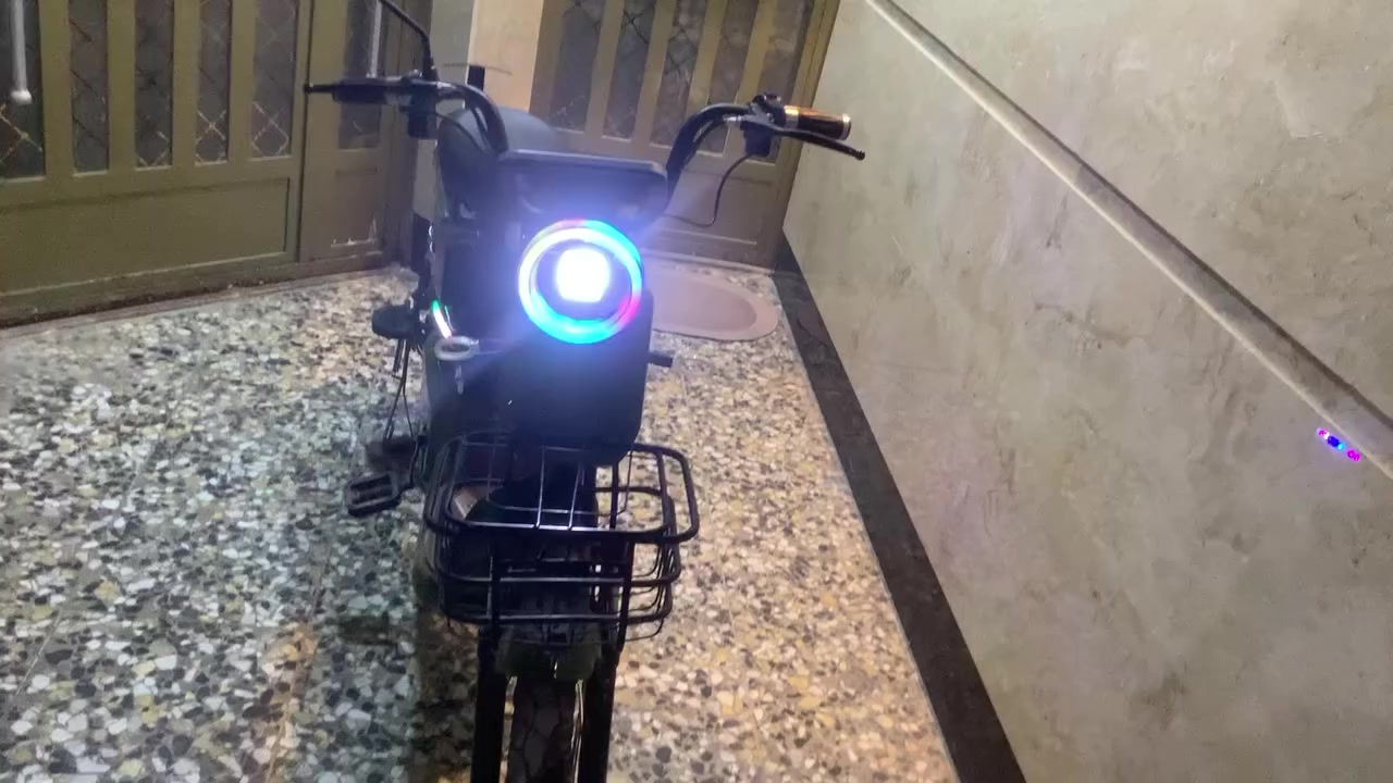 دراجة شحن للبيع نضافة 90 بالمية اشارة يمين يسار دبل اشارة اريع بطاريات السعر 450  المكان بغداد الدورة


**إذا كنت صاحب هذا الإعلان وتريد حذفه لأي سبب، رجاءا أرسل رسالة إلى الدعم الفني**