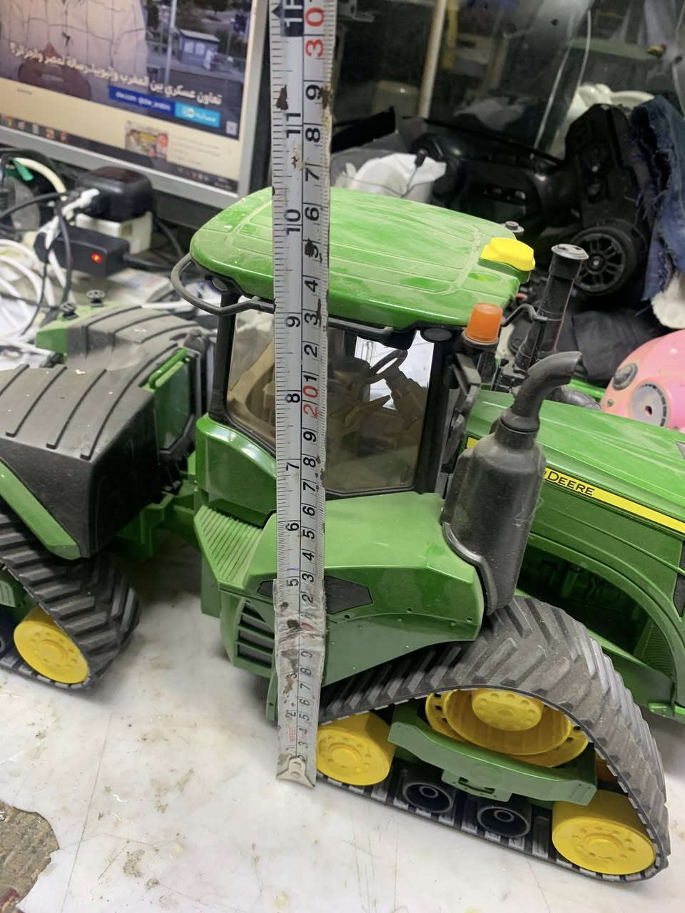 🚜🚜🚜🚜🚜🚜🚜🚜🚜🚜
مجسم Tractors ماركة جوندير 
صناعة المانية
انتاج 2017
انتاج شركة Bruder 
حجم 50 سم 
الطول 50 سم 
العرض 19 سم 
الارتفاع 24 سم 
سرفات متحركة 
تفتح باب 
مقود متحرك
🚜🚜🚜🚜🚜🚜🚜🚜


**إذا كنت صاحب هذا الإعلان وتريد حذفه لأي سبب، رجاءا أرسل رسالة إلى الدعم الفني**