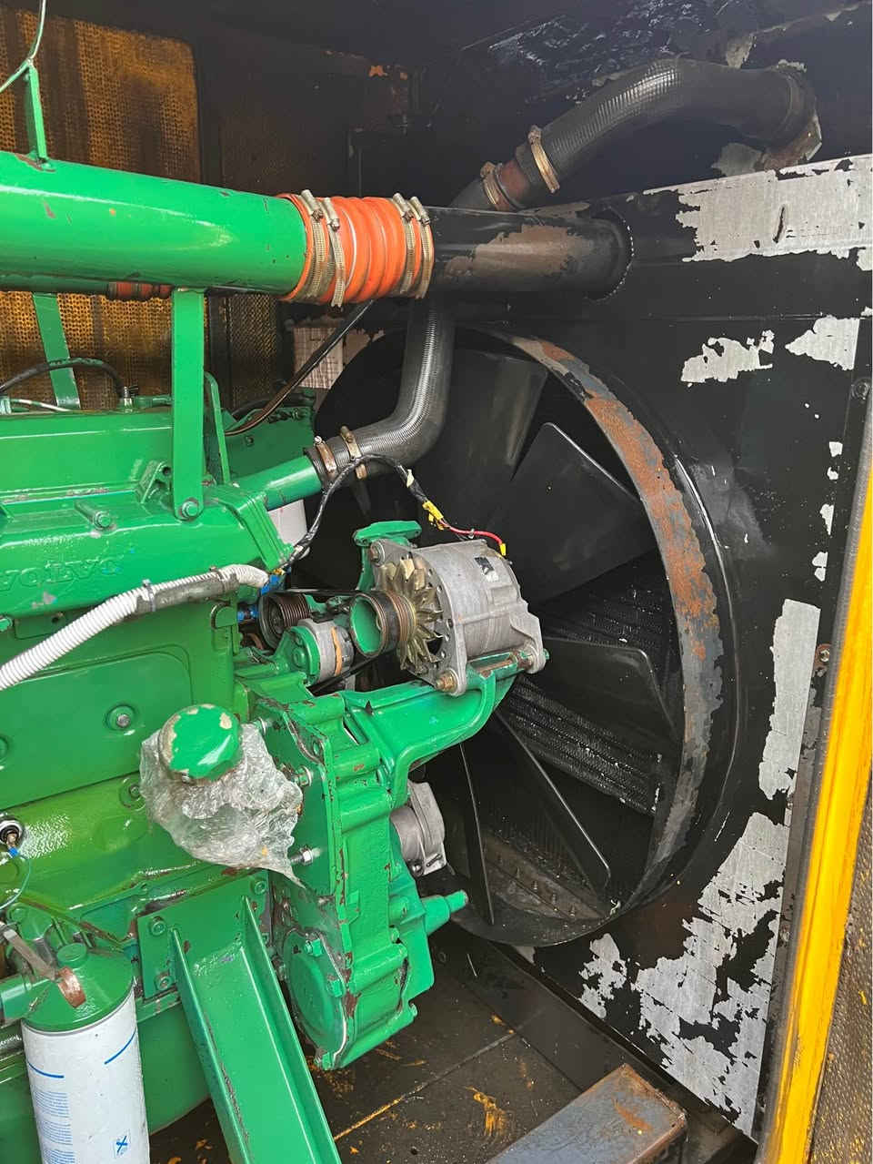 مولده فالفو ٢٠٠ كيفي مولده شرت كاتم ١٠٠ 🔇 0771 007 7109 أربيل, العراق
