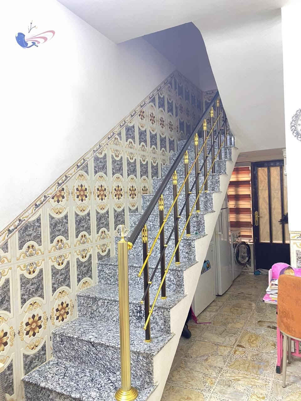 بسم الله الرحمن الرحيم
مكتب أبو ليث الجميلي

بلجغيفي الثانية 
بيت للبيع
بحيث الشهداء 
منطقة الامين

مساحة125
طابقين
الوجه6وربع
نزال 20
2غرف نوم
صالتين
استقبال
مناور 2
مطبخ
السعر
95
قابل للتفاوض

نوع الملك :طابو سند صرف
علمأ اني مكلف بلنشر 

للاستفسار : مراجعة 
#مكتب_ابو ليث الجميلي_للعقار
قرب منفذ كريم عفتان 
للاتصال : *********** أو ***********

#عقارات_الفلوجة #عقار_للبيع #عقارات_الانبار #عقارات_العراق  #العقار #عقار
#العقار_للبيع #للبيع #بيع #بيت #بيوت #قطعة #
#ارض #اراضي #عقارات #الجميلي #الفلوجة #الانبار
