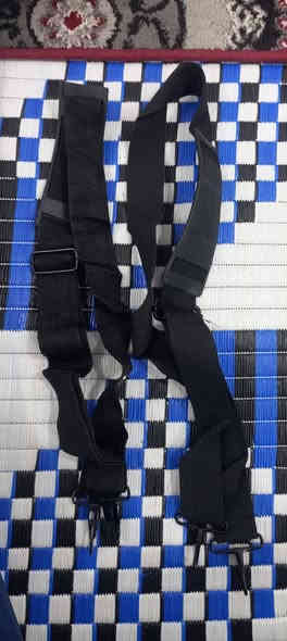 السلام عليكم
قبل فتره نشرت بس السعر مو زين و هواي أسئلة 
هاي كلشي وياه الكامرات اريد ابيعه ما اريد ابقي شي يعني ما ابيع بس العدسات لا اريد كلشي ابيعه 

ل7100 شغاله ما عندي شاحنه 
ل3100 بيها فصله بس هم شغاله 
وهاي صور  بغداد 
تواصل فقط واتساب لا تكسر بسعرها لانه اريد ابيعها واخذ موبايل ومستعجل عليها 
***********
