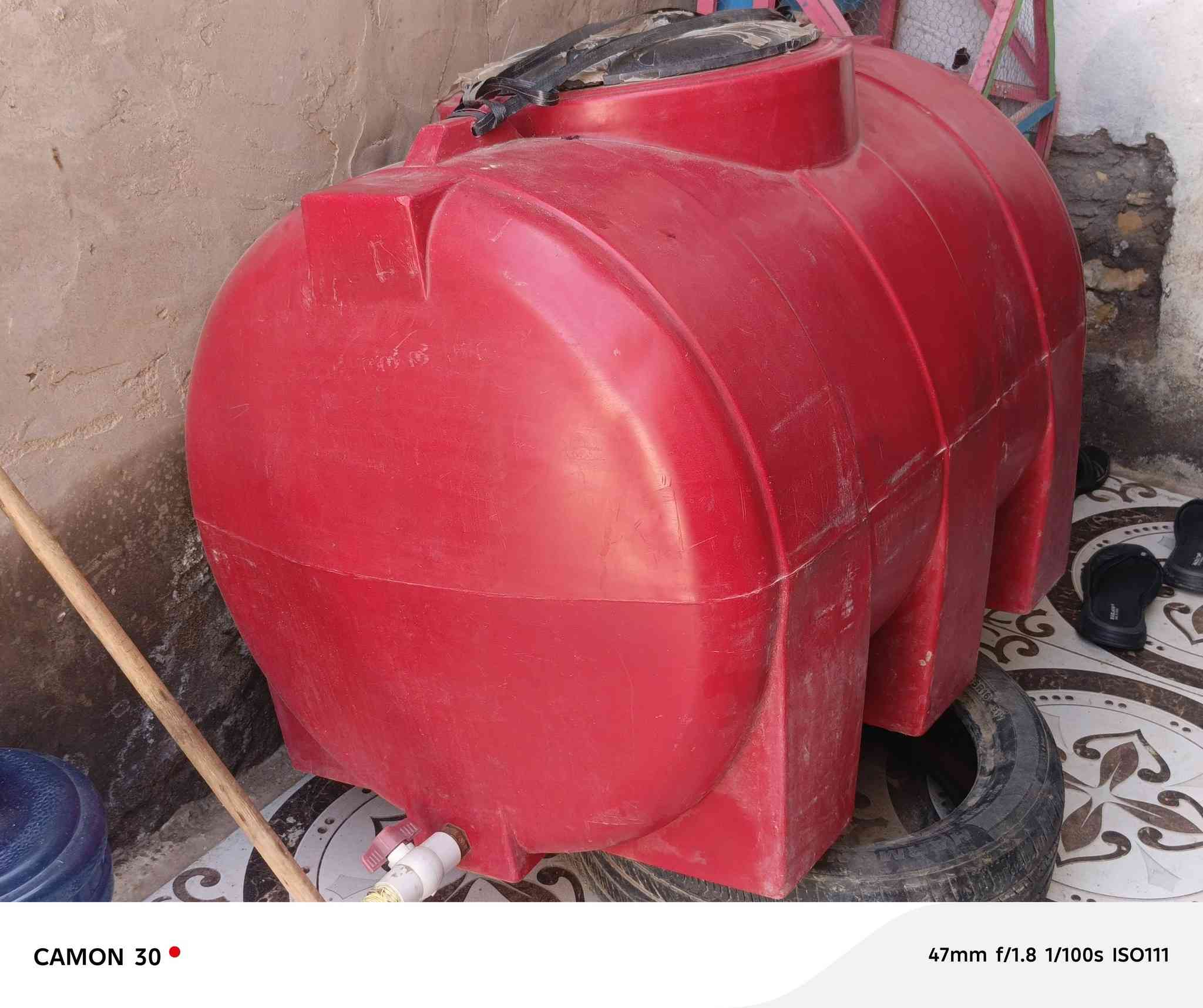 تانكي مامستعمل فقط 10تيام بعده جديد كلشي مابيي لبيع ب30قفل مكان ناصرية مركز


**إذا كنت صاحب هذا الإعلان وتريد حذفه لأي سبب، رجاءا أرسل رسالة إلى الدعم الفني**