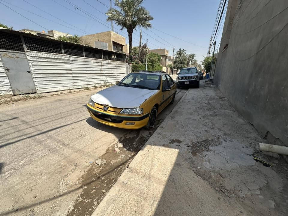 سلام عليكم بيجون بارص 2015
مكفوله من الصبغ وتبديل
كير مكينه مكفولات 
سياره يرادله صدر وتبريد وبوربرنات
بسمي مستعجل على بيعته 
الكشر مكفل 
مكانه بغداد الدوره 
سعر ٣٦ وبيه مجال 
***********
