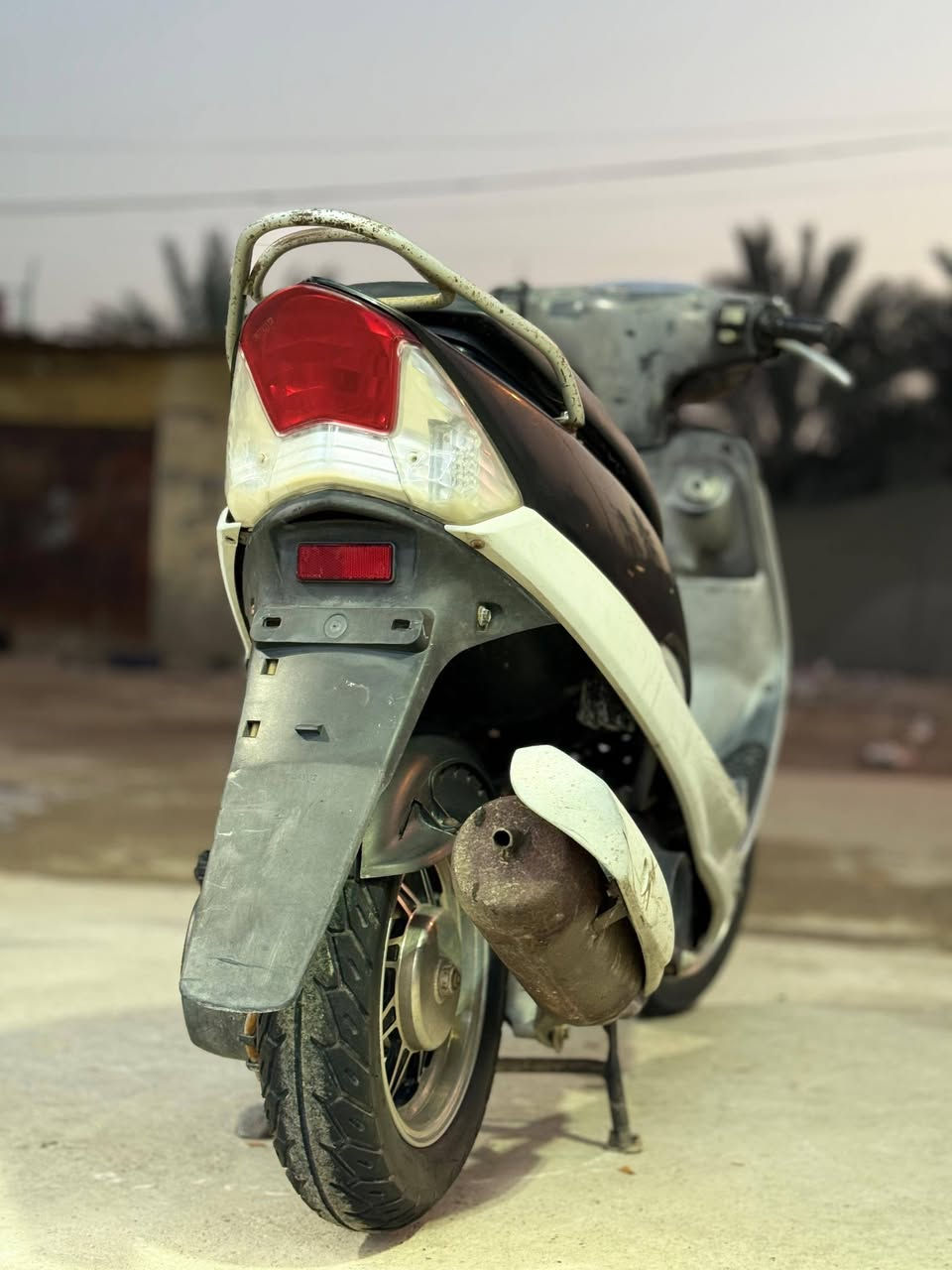 دراجه كامله نقص ما بيه لل بيع رقم***********
