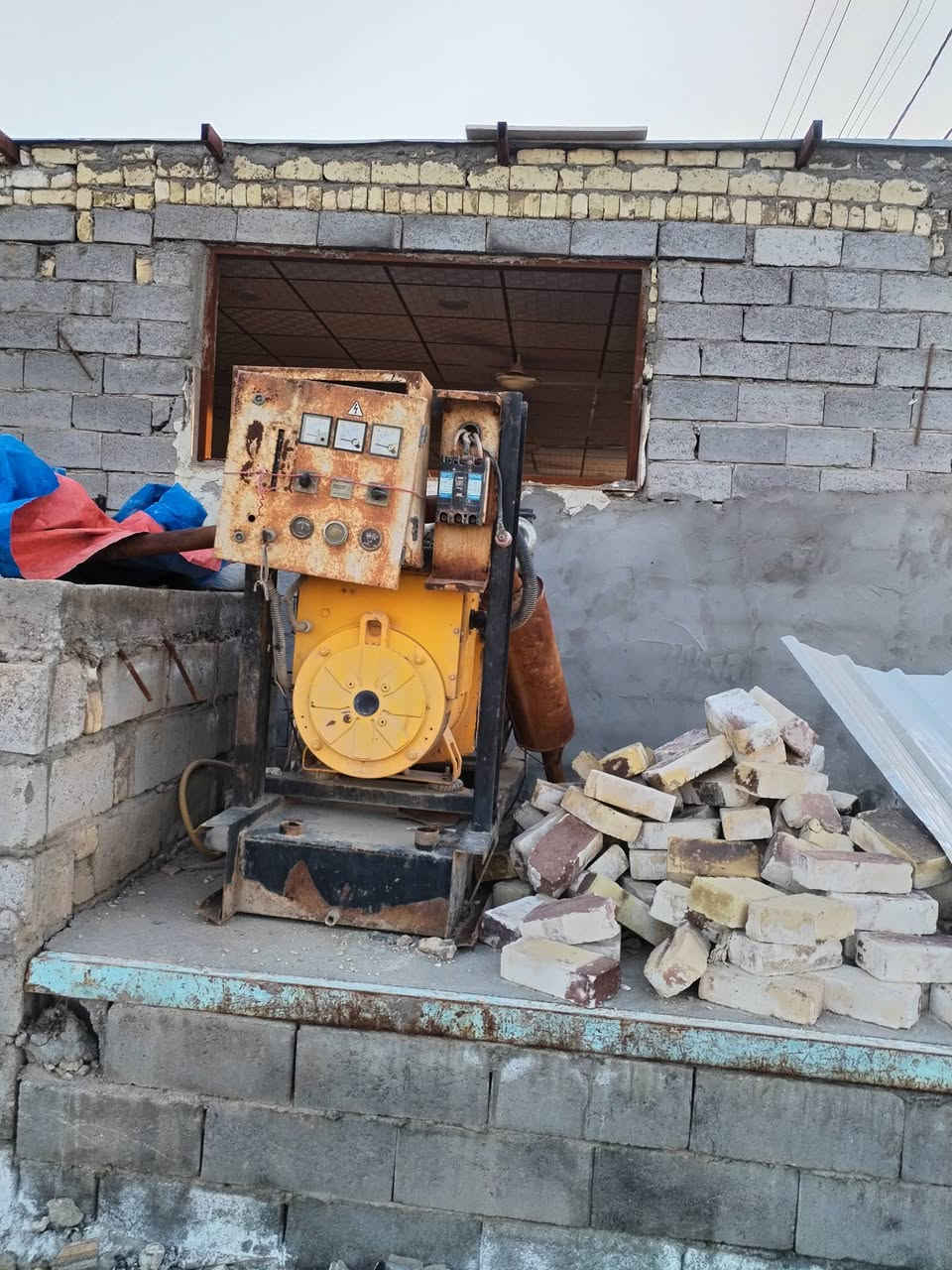 مولده للبيع بيركز 200 امبير
العنوان الرميثة
***********
