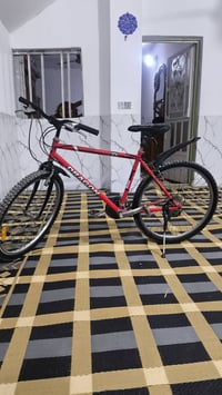 بايسكل ياباني • مقاس 26 • بريكات وكير شغالين