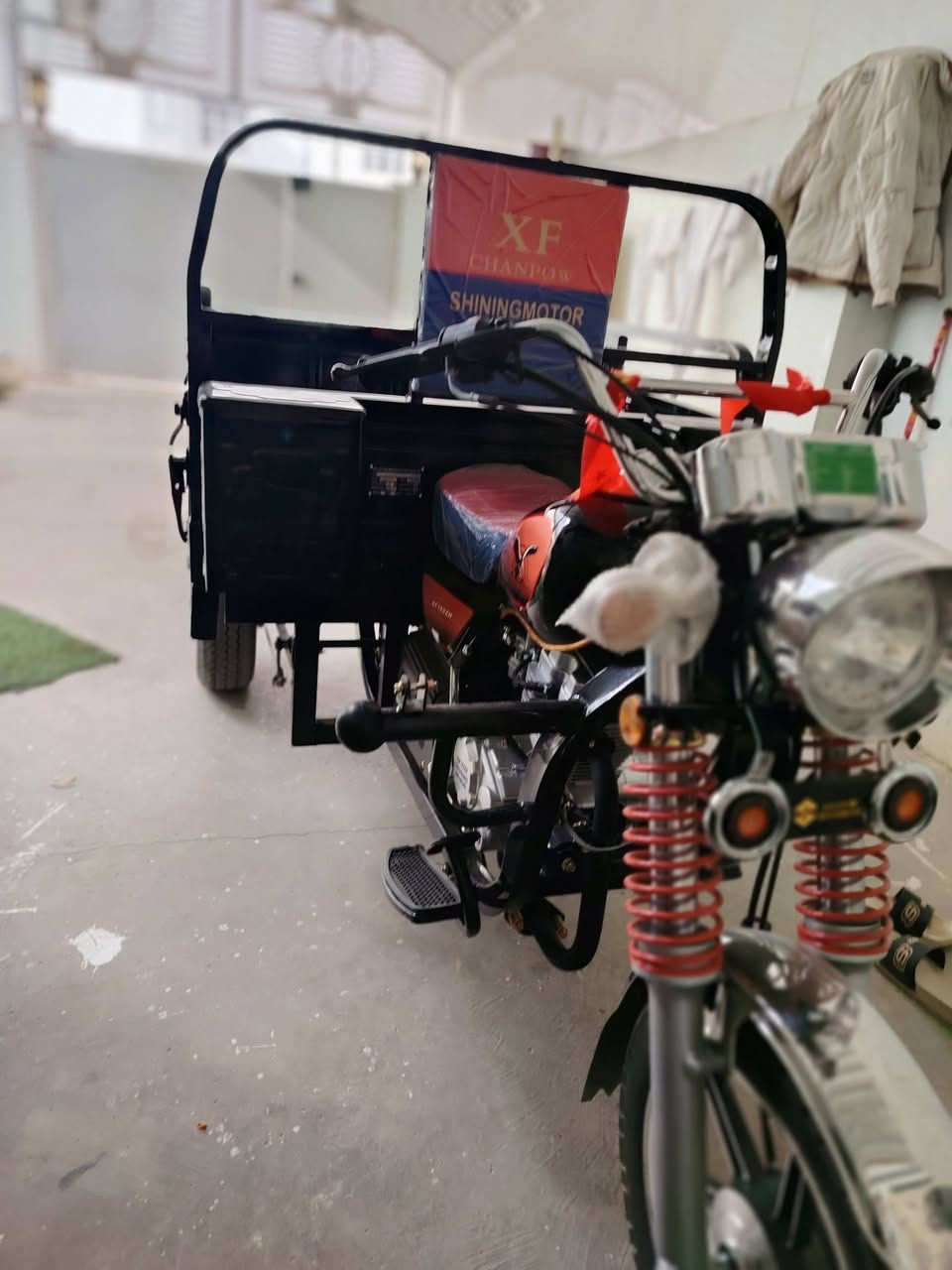 سلام عليكم ستوته للبيع مديل ٢٣ طالعه بل 26 صار شهرين من مطلعهه من الوكيل دراجه احله من الصوره دراجه بل جيس ابيع فارغه بدون محجر وغراض دراجه جلخ ما بيه مكان نجف رضويه رقمي *********** مستعجل عله بيعته
