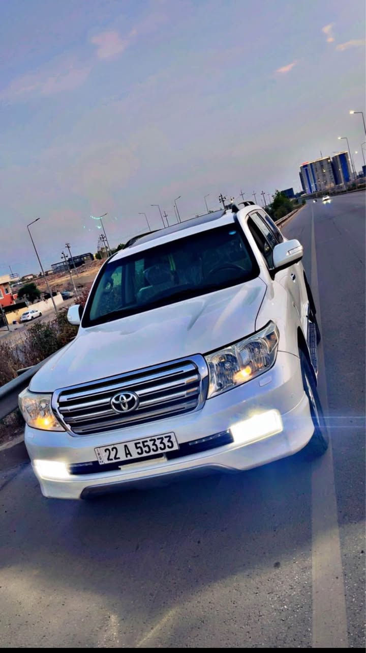 تويتا لندكروز
موديل 2010
دعامي لي دعامي شرت
كيرو محرك كبس مامفتوع
6سلندر
سياره ماشي 149كم 
فول موصفات Gxr
سياره كفاله عامه 
رقم وسنونه جديد و بسمي
عنوان اربيل 
رقم موبيل *********** الحويقة, كركوك
