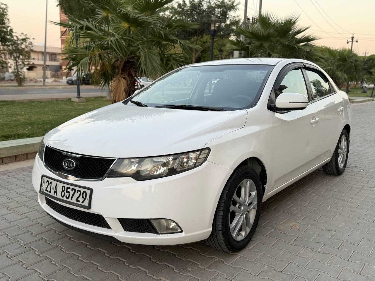 كيا سيراتو للبيع خليجي 2011 سليمانية السعر 90وبيها مجال 

للتفاصيل اكثر الاتصال على الرقم ***********
