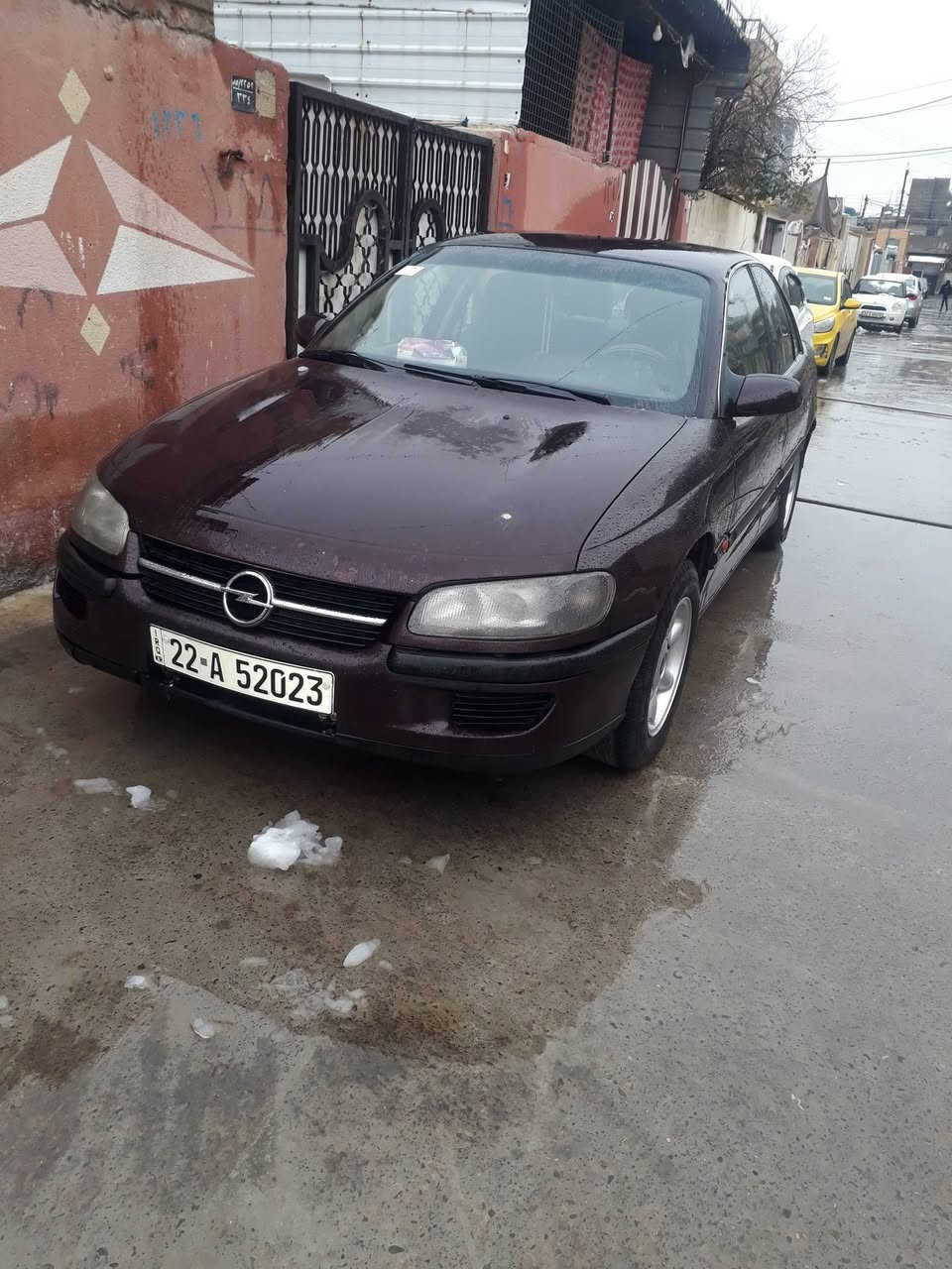 السلام عليكم
موديل 94 رقم اربيل رقم مسطره هزه ساقطة قبل كم يوم
سنوية لل30
كير توماتيك ميكانيكي ما كهربائي
مكينة 20كبس 
ظفيرة وعقل مال 97 علمود حساس الكرنك مال ال 94ليزري حورتها 97
تبريد تدفئة شرط 
تبريد وارد ياباني كومبريسر راديتر ربط كله شرط وشرط ثلج 
يرادله بس غاز تروح لاي ابو تبريد تفحصة كامل مكمل بس يرادله غاز 
منظومة ماء كلها جديدة ماء ما تنقص 
اديرلها احمر 
منظومة بانزين كلها شرط 
كهربائيات شرط باتري جديد سلف جديد 
كشنات جلد فول نظافة مغلفهن غلاف مؤقت عادي  ارضية جلد 
بك لايت جديدة كصة 
لايت امامي جديد 
جام امامي جديد 
الجوم الامامية كهرب الخلفية عادي 
حساسات كلها جديدة من الكرنك الى حساس كزوز 
السيارة بيها طخه شبر من ورى جهة النفر 
صدر عمر 75بالمئة 
اربع تايرات جديد والاسبير جديد
ادامة عالدهن وكيس 
ادامة ستيرن بالكامل 
تحويل مباشر شرط وكالة ما اسوي
سعرها 45 وبيها مجال 
مكاني الموصل ***********
