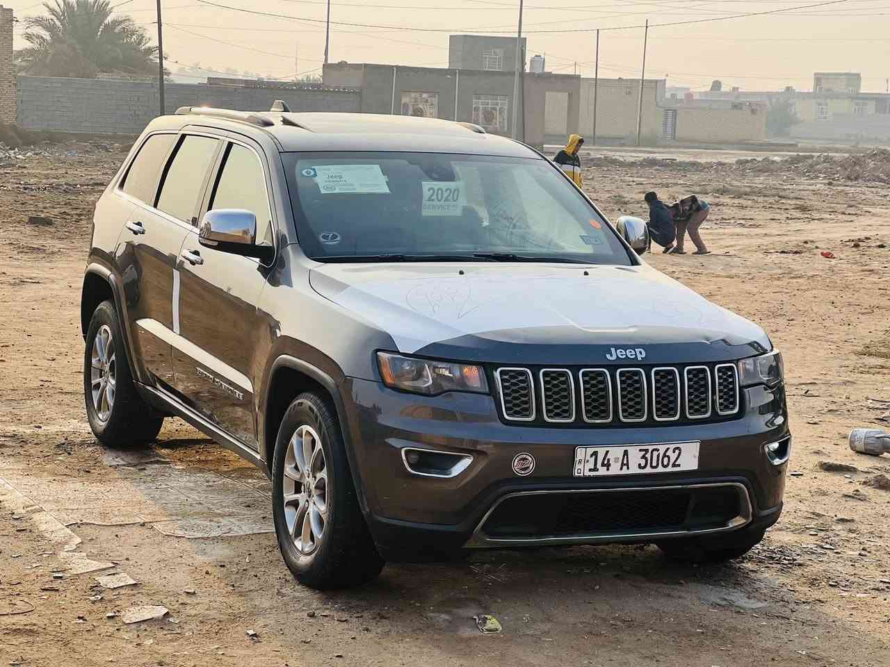 سلام عليكم جيب لاريد 2020اصل رقم بصره وارد أمريكي بيه جاملغ وبنيد مواصفات فول 1/1فتحه بصمه كشنات جلد جنطه كهربائية ويل كروم توقف ذاتي حساس امامي خلفي شاشه ايباد مشروع وطني سنويه 28سياره جاهزه مكينه وحداده وتبريد وتخم تاير كله ع وضع الشركه والاستفسار ع هذه الرقم ***********/***********مكاني ناصريه السعر 215
