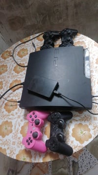 بلي ثري للبيع السعر 100 قفل بدون عمله  يجي ويا هارد بي60 لعبة +اربع يد...