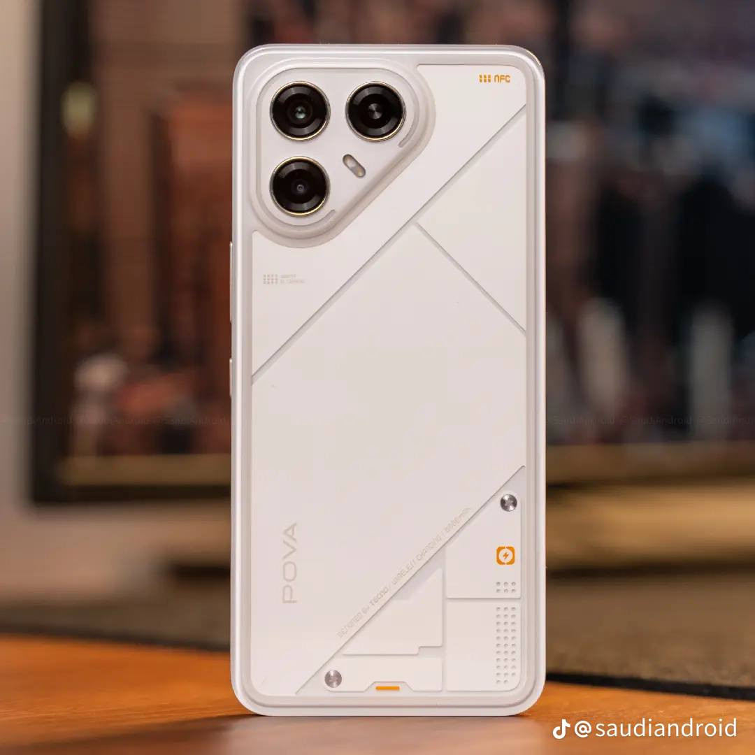 تكنو بوفا 7  فايف جي     للبيع اومراوس
الجهاز بعدو جديد .   لون ابيض
الذاكرة/256.     رام/8+8  شحن/70 واط.   بوبجي120 فريم
السعر/360 وبي مجال للشراي 
***********
