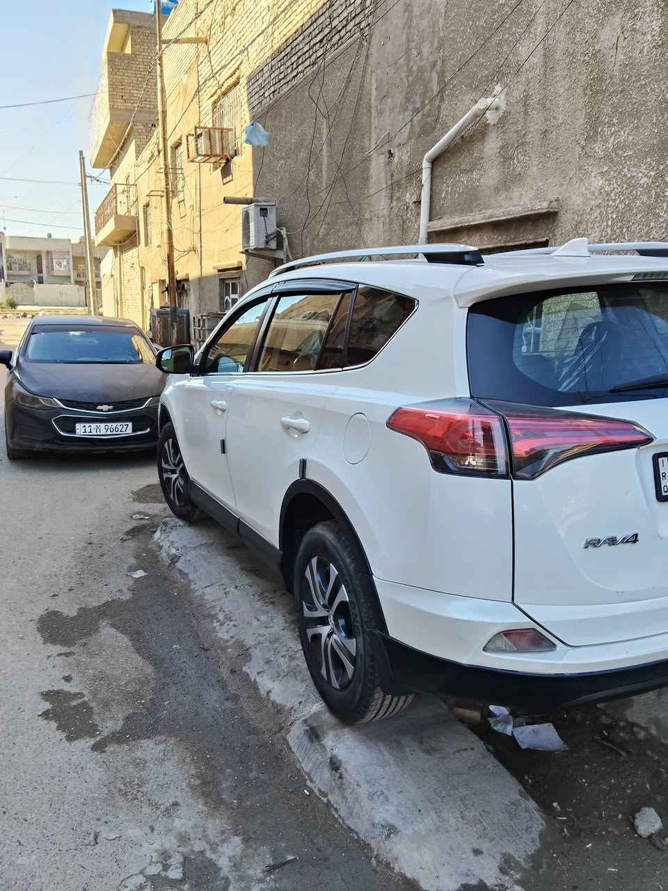 السلام عليكم rav 4 موديل 18 سياره حلوه مامتوعبه عله يدي لدوام مابيه اي نقص اتراي وين متحب بسمي البيع لغرض الضرف خاص السونار موجود صارله سنه عندي خير من الله كله جديد مامعتازه اي شي العنوان بغداد مدينة الصدر ***********السعر 175 بيهه مجال
