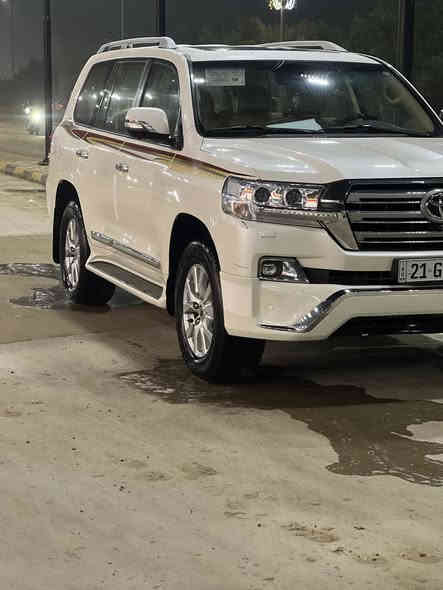 سلام عليكم لاندكروز ٢٠١٦ ساز مكفوله من الصبغ عدا بارد ٦ علما الشريط اليوم شاده السياره بدون شريط يعني مطابع اسلندر رقم سليمانيه بسمي تحويل مواصفات بصمه شاشه اصليه كشنات كهرباء عد د ٢ جلد طفايه ماشيه ١٨٨ الف تخم تاير حداديه السونار موجود السعر ٤٧٠ وبيها مجال العنوان واسط كوت  موبايل ***********
