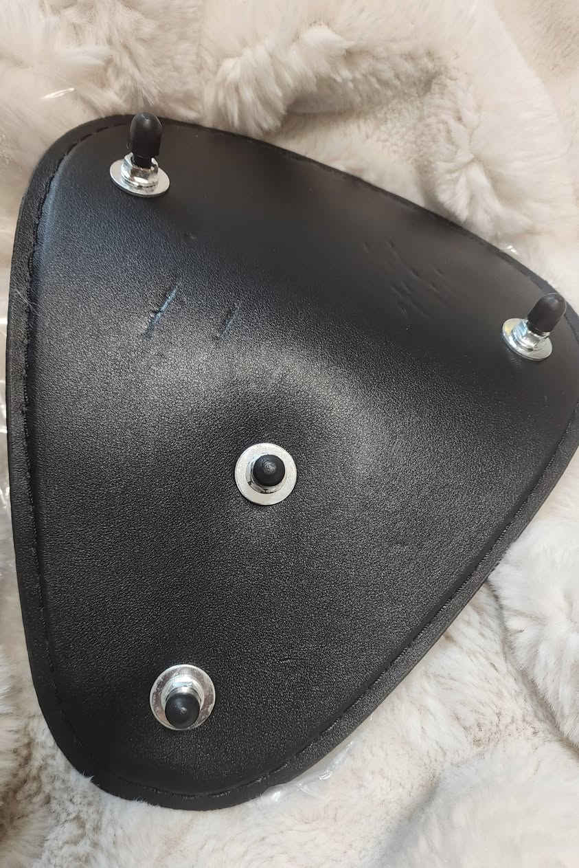 ✅️متوفر اغراض منوعة خاصه بالدراجات.
✅️كله جديد 
✅️كل قطعة ومكتوب سعرها 
⭕️يوجد توصيل الحد باب البيت،بغداد والمحافظات 5 الاف
للحجز او لمزيد من المعلومات ارسال رساله على الماسنجر او على رقم الواتساب ***********
