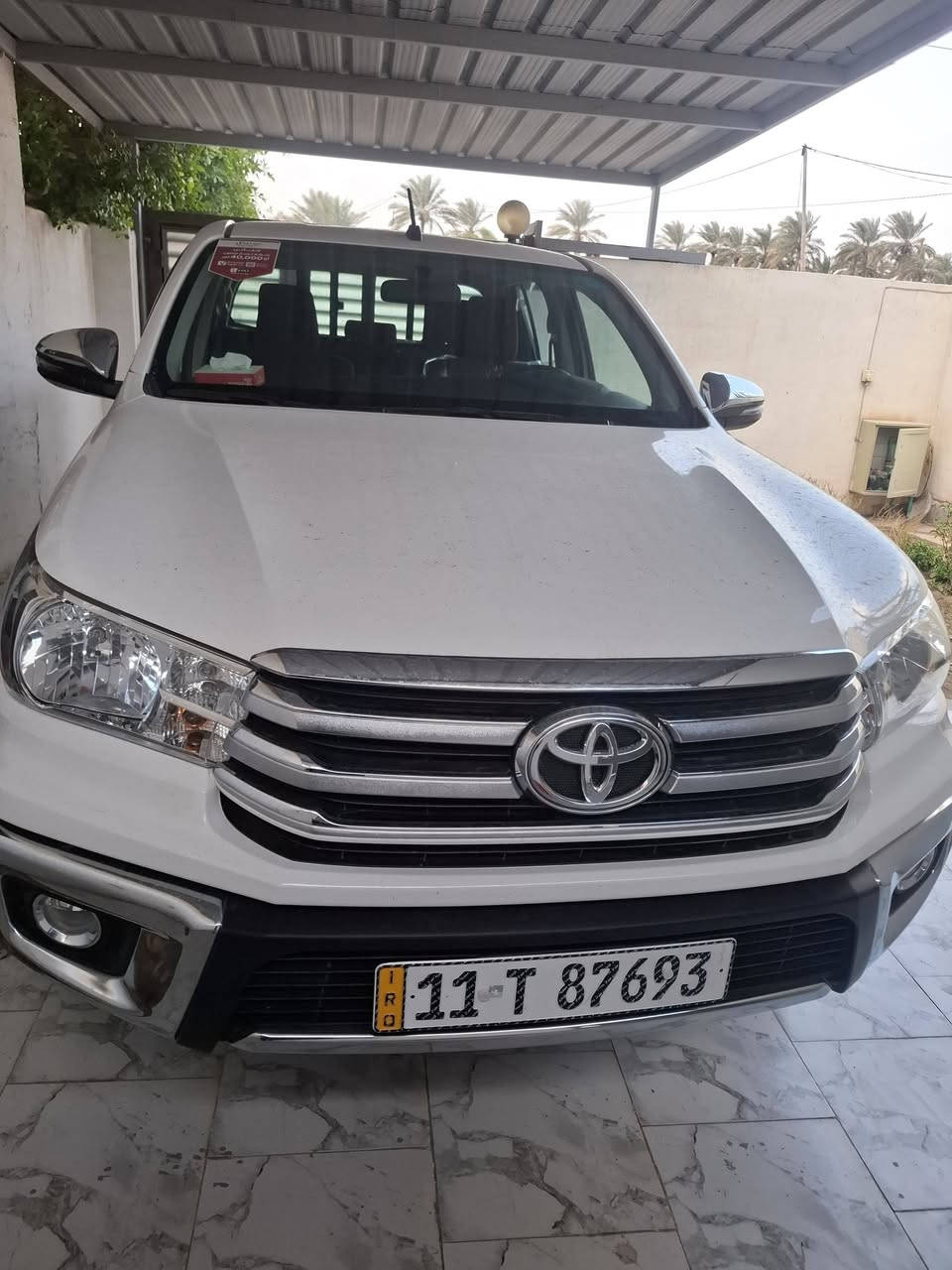 هايلوكس ساز موديل 25 رقم بغداد بأسمي ماشيه 1200 كيلو ***********
