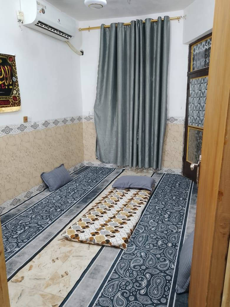 بيت الايجار مساحته ٦٠ متر مكانه بالحر فرع مجمع الذهبي غرفتين واستقبال ومطبخ وصحيات خارجيه وحمام داخلي
*********** الاستفسار اتصل ماموجود ع الفيس
