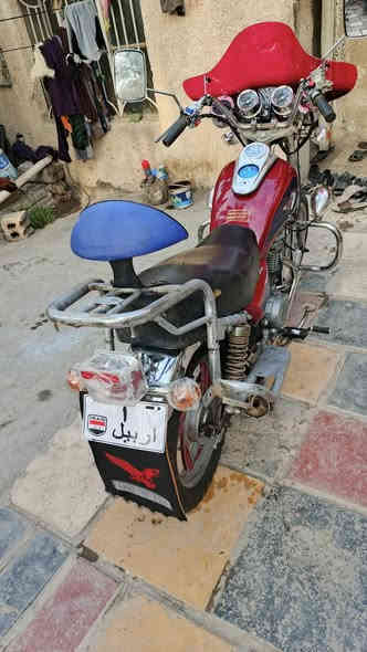 السَلٱمٌ عـَلـْيگمّ-ۈرحـْمّـٌة ٱللـّہ ﯙبُرگـّاتہ
للبيع دراجه جونده موديل 18 
اوراق أصولي جاهزه للترقيم گمرگ مدفوع 
دراجه بيها مكينه تخبل مكفوله م̷ـــِْن الدخان م̷ـــِْن كلشي مكاني بالحله مركز مدينه رجاءآ اللي مو شراي لايتصل ويتعبني دراجه نقصها بس بريك كهربائيات كلها شغاله للتواصل على الخاص او الرقم + بيه واتساب (( *********** ))
