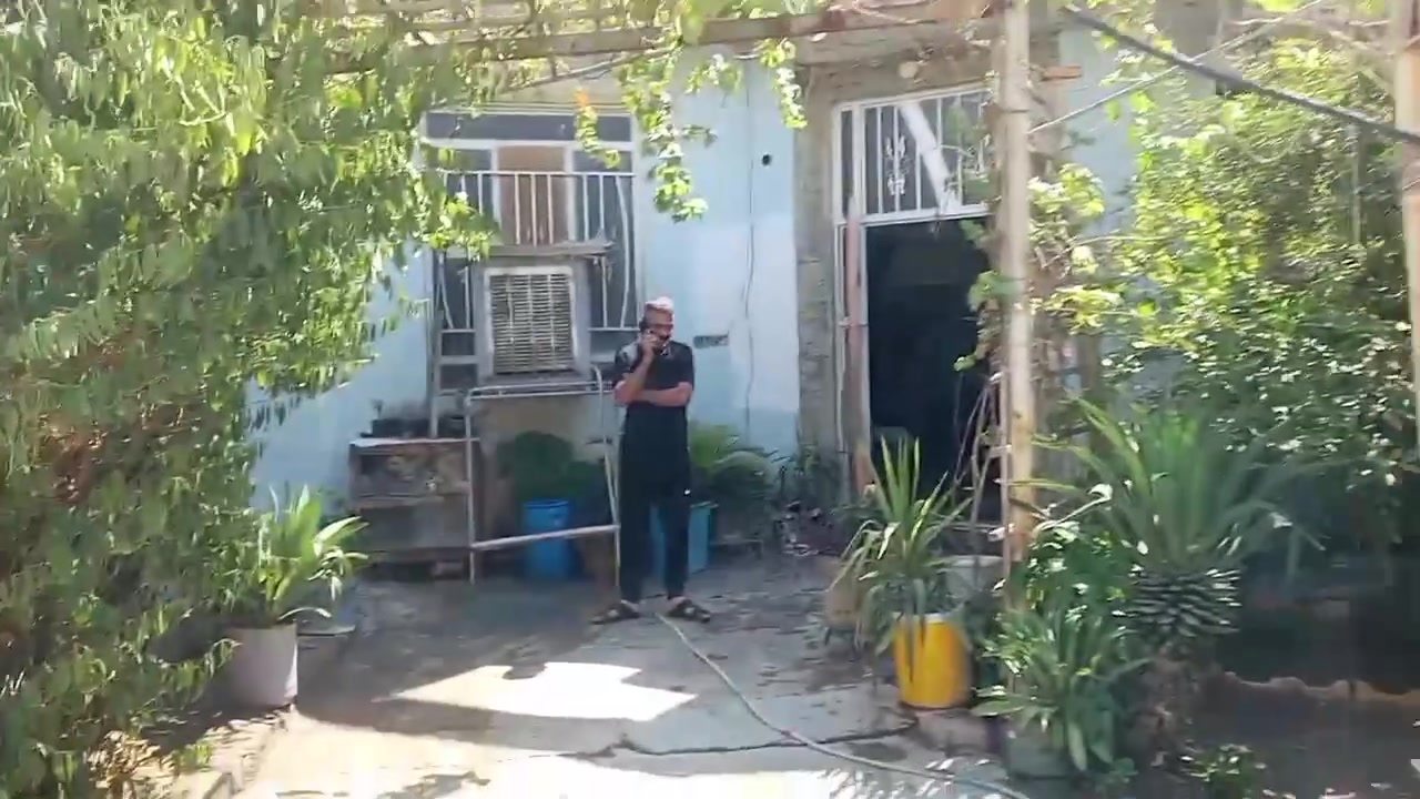 بيت كامل مساحه ٢٥٠ شارع ٢٠٠٠ الشهداء عرض شارع ٢٠ للبيع ***********

