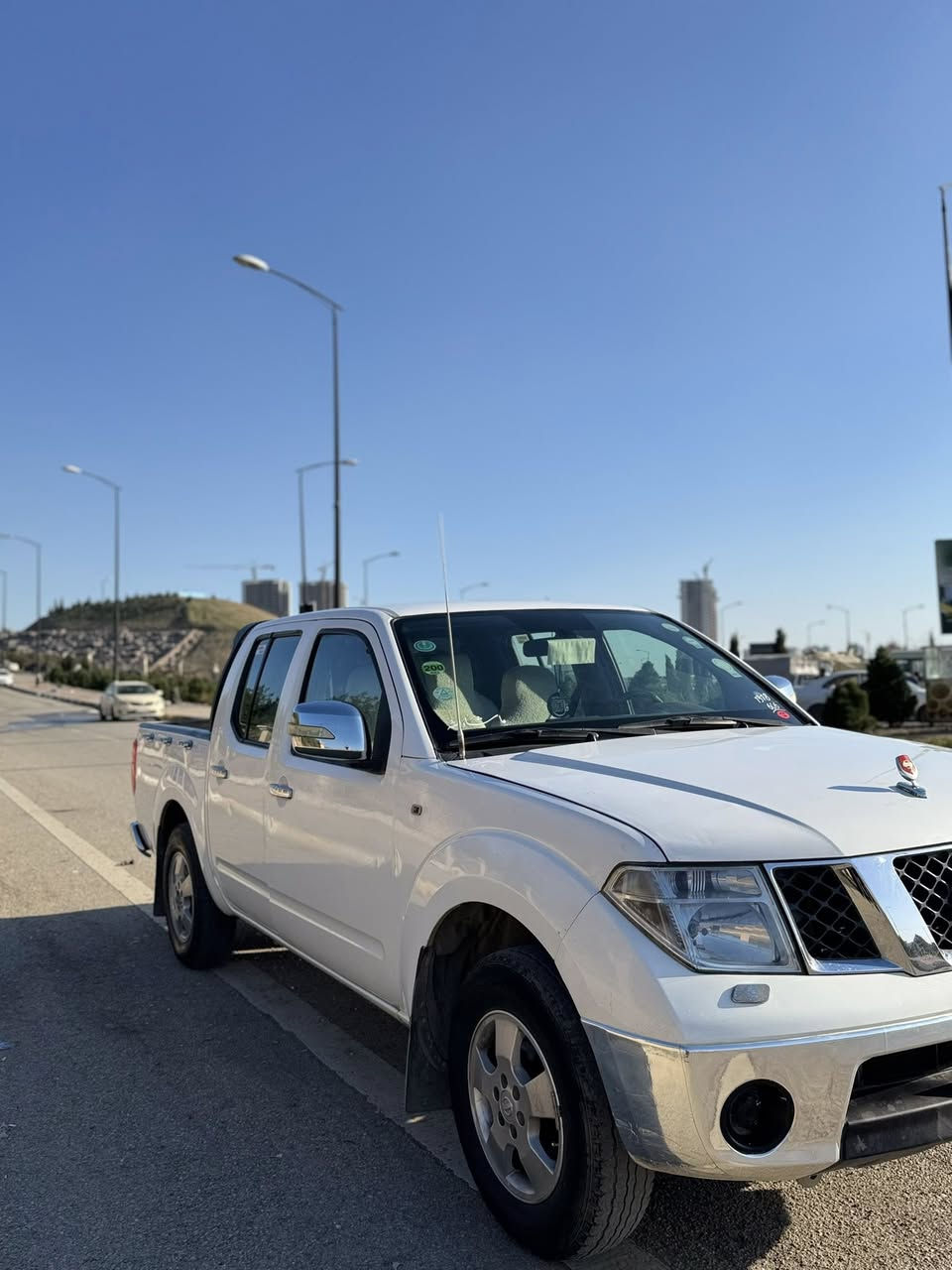 ناڤارا مودیڵ٢٠٠٩سەنەوی بەسەرچووە سەیارەیەکە ماڵی دۆستە گێڕومەکینە بەشەرت سعر ٧٨کەمێک مەجال
ژ.م ***********
