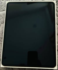 ايباد برو m4  ذاكره 256💾  بطاريه 92🔋  حجم 13 inch  مشحون 290 مره  وكال...