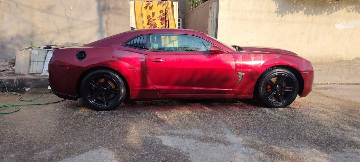 سلام عليكم كمارو للبيع مديل سياره 2010 جاهزه وخير من الله تحويل ثاني يوم مكينه سته سلندر مصبوغه حزام بدون ضرر سعرها 75 ورقه وبيها مجال بخدمت الشراي هذا رقمي ***********
