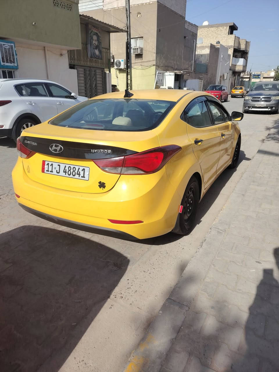 سلام عليكم النترا للبيع موديل ١٤ نص فول حادثهه بل سونار تأيرات جديد المكان مدينه الصدر السعر ١٠٨ وبيها مجال الرقم ***********
