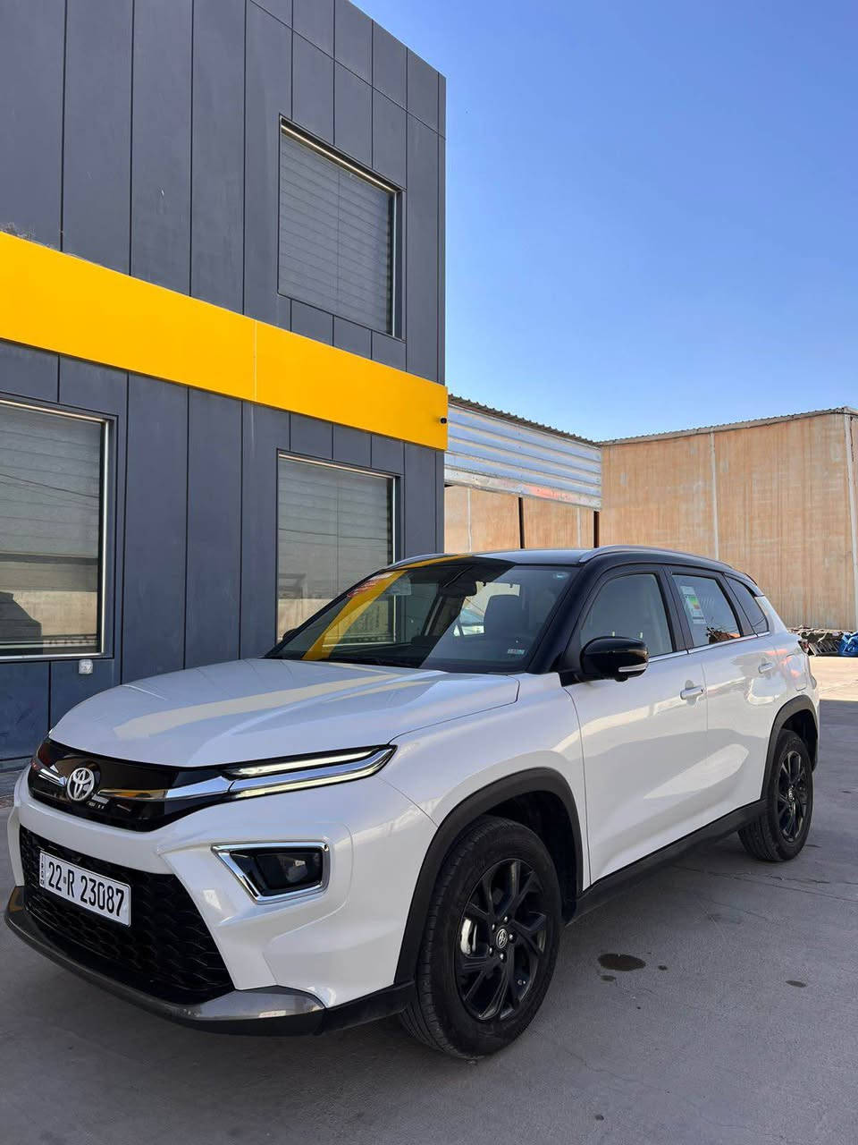 Urban cruiser hybread 2026 SAS سفری شەریکە
سەیارەکە کلینە هیچی نیە قەپات ماصفاتە سەیارەکە بەنزین و هاێبرێدە سەقف رەشە ماصفات داتاشۆ و ئۆتۆ هۆلد و ناو سۆر بیلادی مۆدەکانی ئیکۆ و نۆرماڵ سەیارەکە فوللە تەنها سلایت نیە 
سەیارەکە ١٤ هەزار کم رۆشتووە 
سحری ١٩٠ وەرەقە و مەجالێ برایانە 
0750 492 1984
*********** أربيل, العراق
