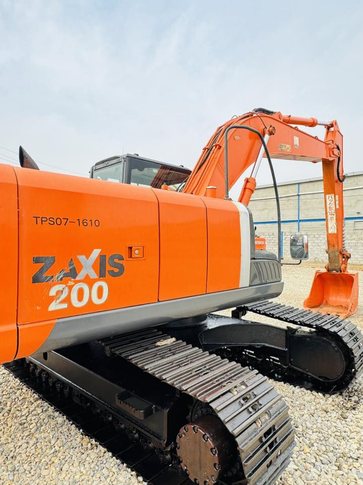 يتوفر لدى معرض الفنجان 🥇
للتجارة العامة وتجارت الآليات الثقيلة 
حفاره زت ثري  2013اصل  وفصل 
بموديلها مامشتغله بالعراق ولا كيله شرط 📍
 
دخول. جديد ياباني 🈯️🈯️
عدد ساعات العمل 5. 

#حدادية زناجيل نظافه100/100🥇
#فــقط لعشاق الجـديــد والمميز.

#كفـالة عامة فـول مواصفات 🇯🇵🏆•
#
#الـــعنوان الديوانية طريق الحمزه نزلت جسر سايلو 📍.
الأستفسار ***********☎️📞
