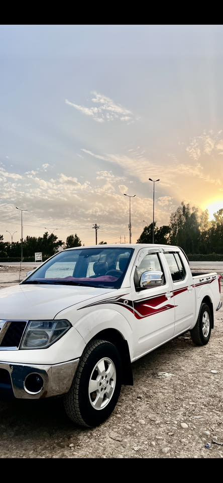 نيفارا للبيع موديل 2009 بيها بارد بالباب خلف الصدر وشبر بالجاملغ كير عادي سيارة العنوان واسط الحفرية ‭0771 486 1547‬
