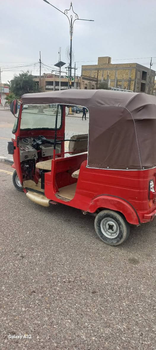 تكتك البيع موديل ٢٠١٨ أوراق بصره تكتك خير من الله
مكينه نضيفه خياسات مابيها السعر 2600  مكاني العماره 
رقم الهاتف ***********
