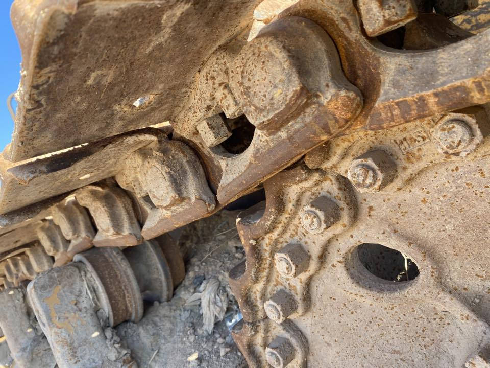 زنجيل بلدوزر كوماتسو 65 اصلي
الهاتف/ ***********
