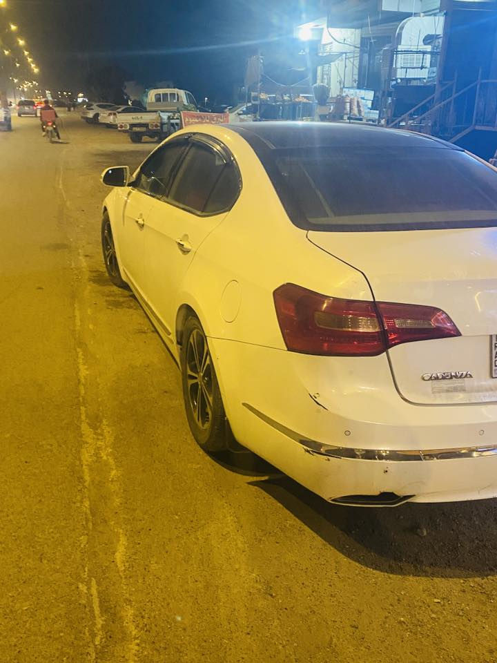 كادنزا موديل 2012بغداد خليجي
6 سلندر

فول مواصفات  
برده خلفيه كهرباء
صبغ بنيد وبيه ملاحضات بسيطه 
مكان السياره بغداد قرب جزيرة بغداد السياحيه 
السعر 108
رقم صاب السياره ‭0770 006 8655‬
مكلف بالنشر التواصل مع رقم صاحب السياره
