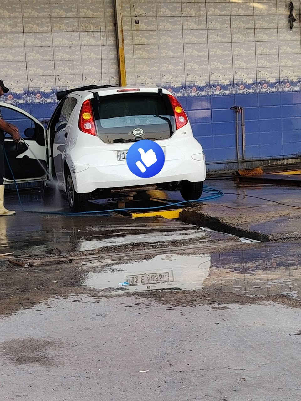 سيارة البيع بي وايدي موديل 2013 رقم بغداد محرك اقتصادي 3 بستم
كير عادي الاستفسار  تصل علا هاذا الارقم ***********

السيارة موجوده بغداد سعر ٣٨ وبيها مجال
