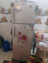 ثلاجه نظيفه • مستعملة • بغداد حي الجهاد