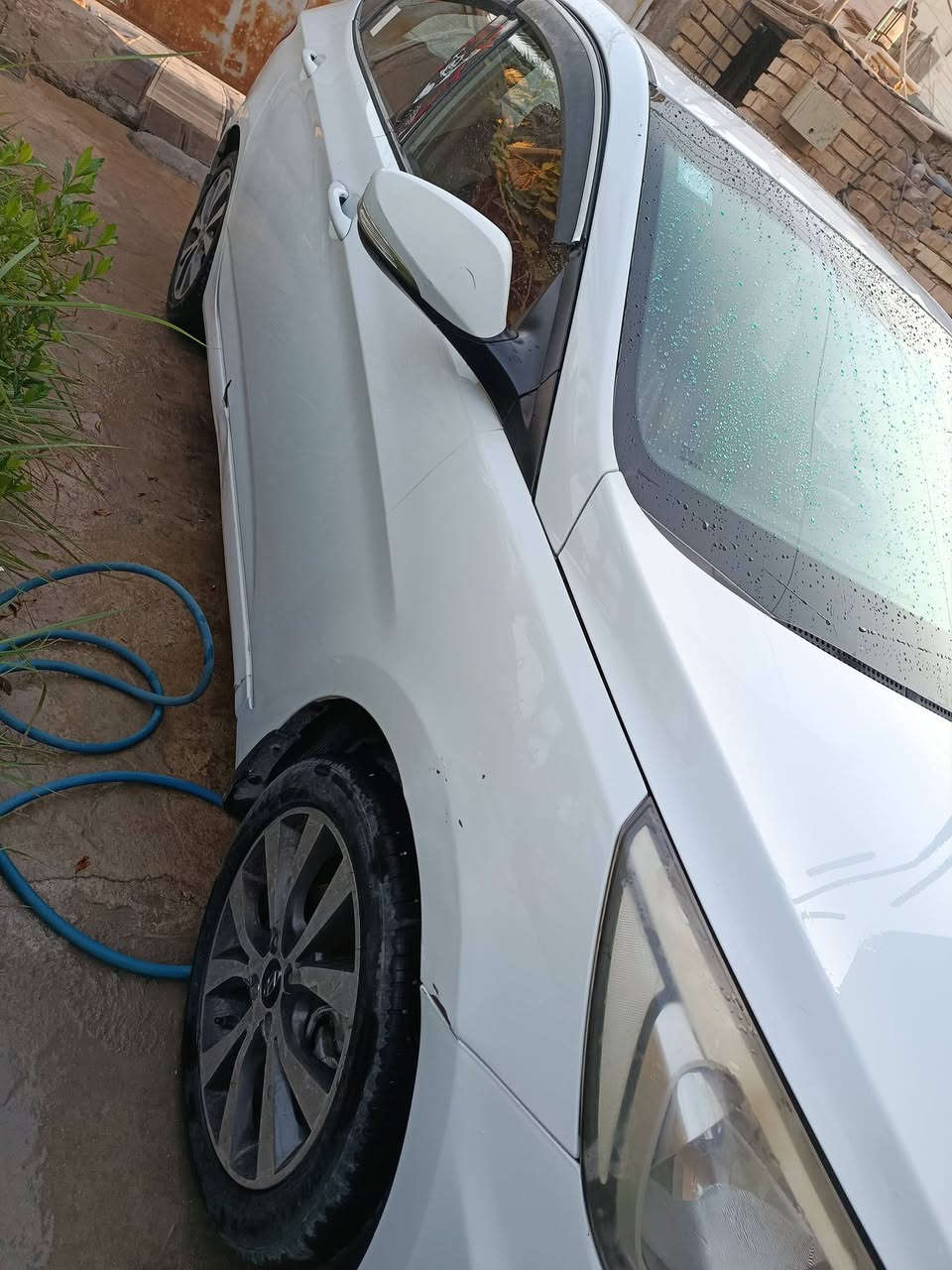 اكسنت 16 مكينه 1600
ذي قار باسمي ماشيه 216 قابل للزياده خليجي بيه باب السايق حار والوراه بارد السعر 97 

***********
