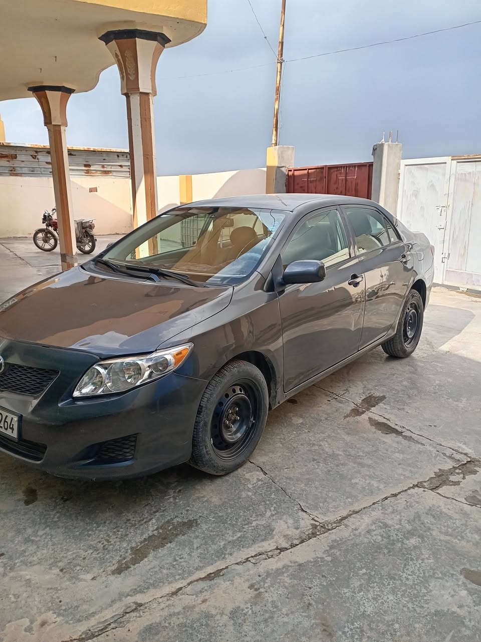 كورلا للبيع موديل 2010 كندي رقم أربيل  ماشيه 187الف 👉👈***********
