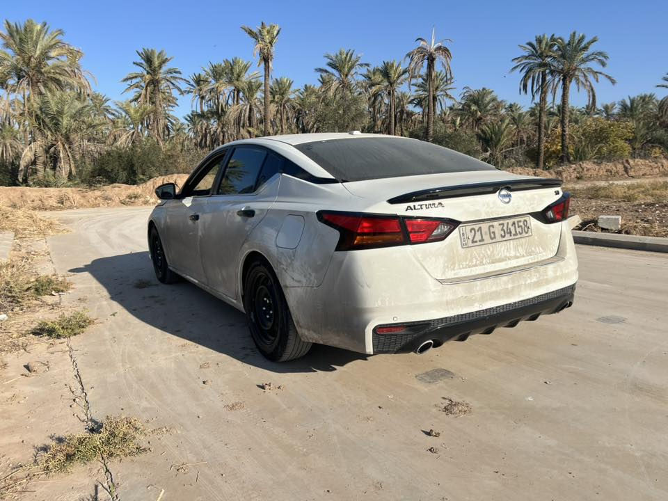 #بيع  مستعجل 2020 ضررهه تخريب من امريكا دايرين عليهه تيزاب لذا صبغ حزامً سياره عروسه مابيهه نقص برغي سعرها 120 قفل بس الشراي يتصل ولحد بتعبنه للعلم ارباكات سليمه بلاد وسياره جاكوج مابيهه وكشرهه موس وخير من الله 

***********
