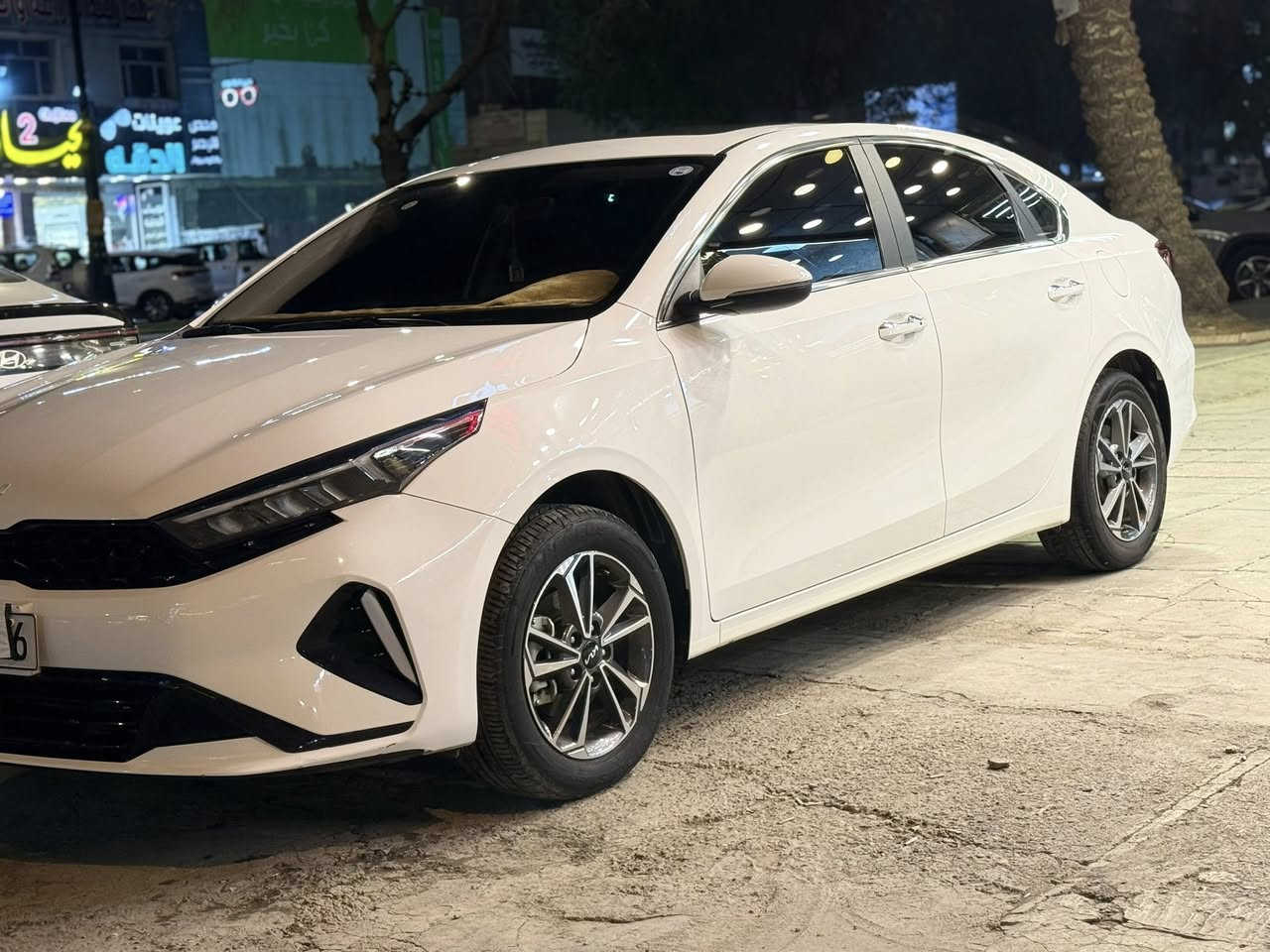 ‏سيارة كي ثلاثة(الموديل 22) مقفولة كفالة عامة السيارة(ماشي 30,000) سيارة جديدة مال بيت￼)(السعر 139 ) العنوان بغداد  رقم الهاتف ***********￼￼￼￼￼
