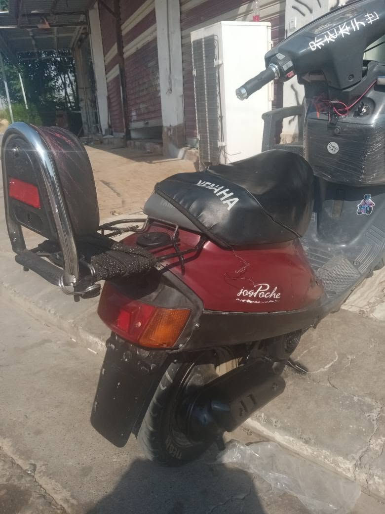 مانتۆڕی یامەها مەکینە کەپس قەپاغەکانی خاوێنە مەکینەو کارەبایەتی بەشەرت بێ مشکیلەیە هەردووک تایەکانی نوێیە نرخی 350 هەزارە ژمارە موبایل ***********.. أربيل, العراق
