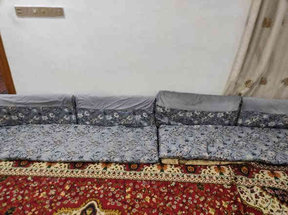 غراض مستخدمه للبيع كلمن وسعره زوليه+ وجلسه+ عربانه + لعبة اطفال + مولده جديده مشتغله كم ساعه للاستفسار الاتصال ***********
